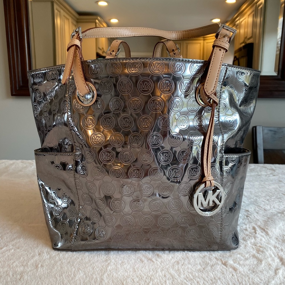 MICHAEL Michael Kors Metallic Silver Jet Set Tote